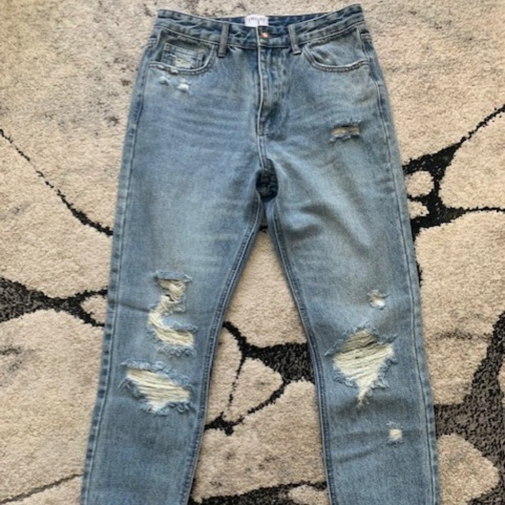 Riverside Distressed High Rise Denim, Size 26